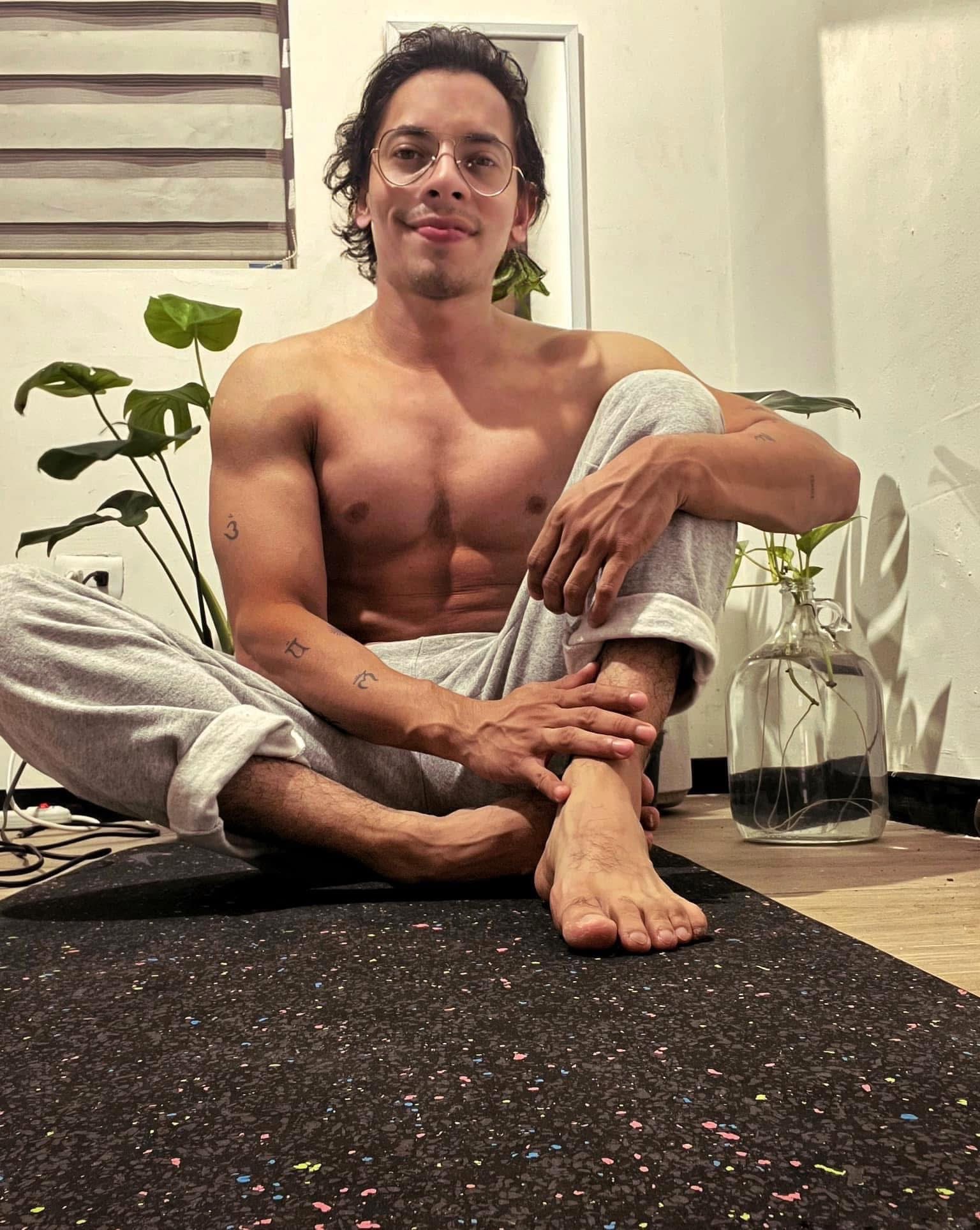 yoga vic paz